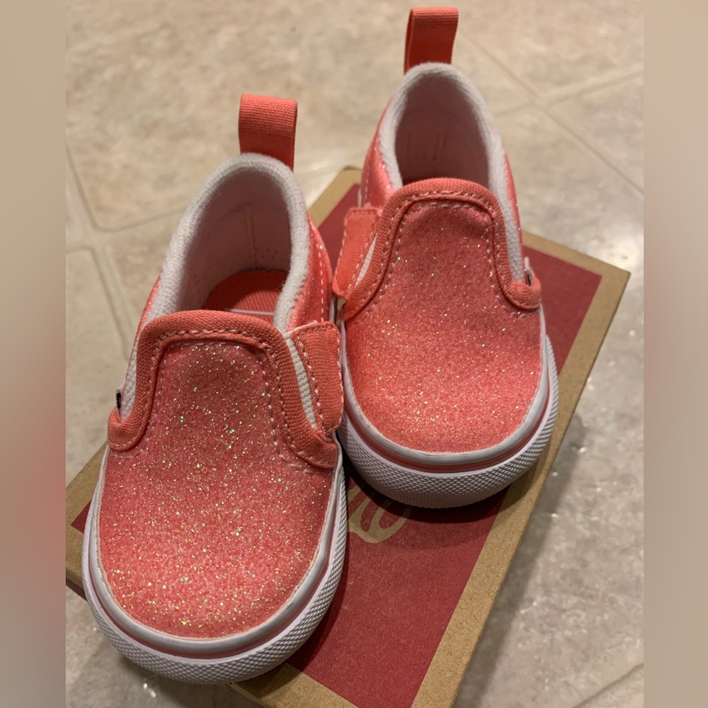 Vans Baby Girl Pink Glitter Slip On Shoes Size 2 NIB! - Picture 2 of 7